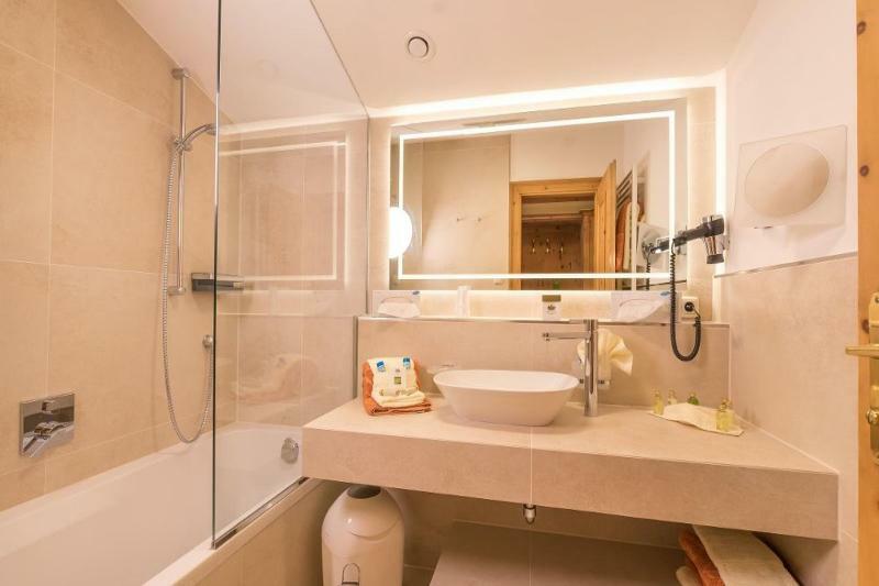 Alpenrose Leading Family Hotel & Resort Lermoos Esterno foto